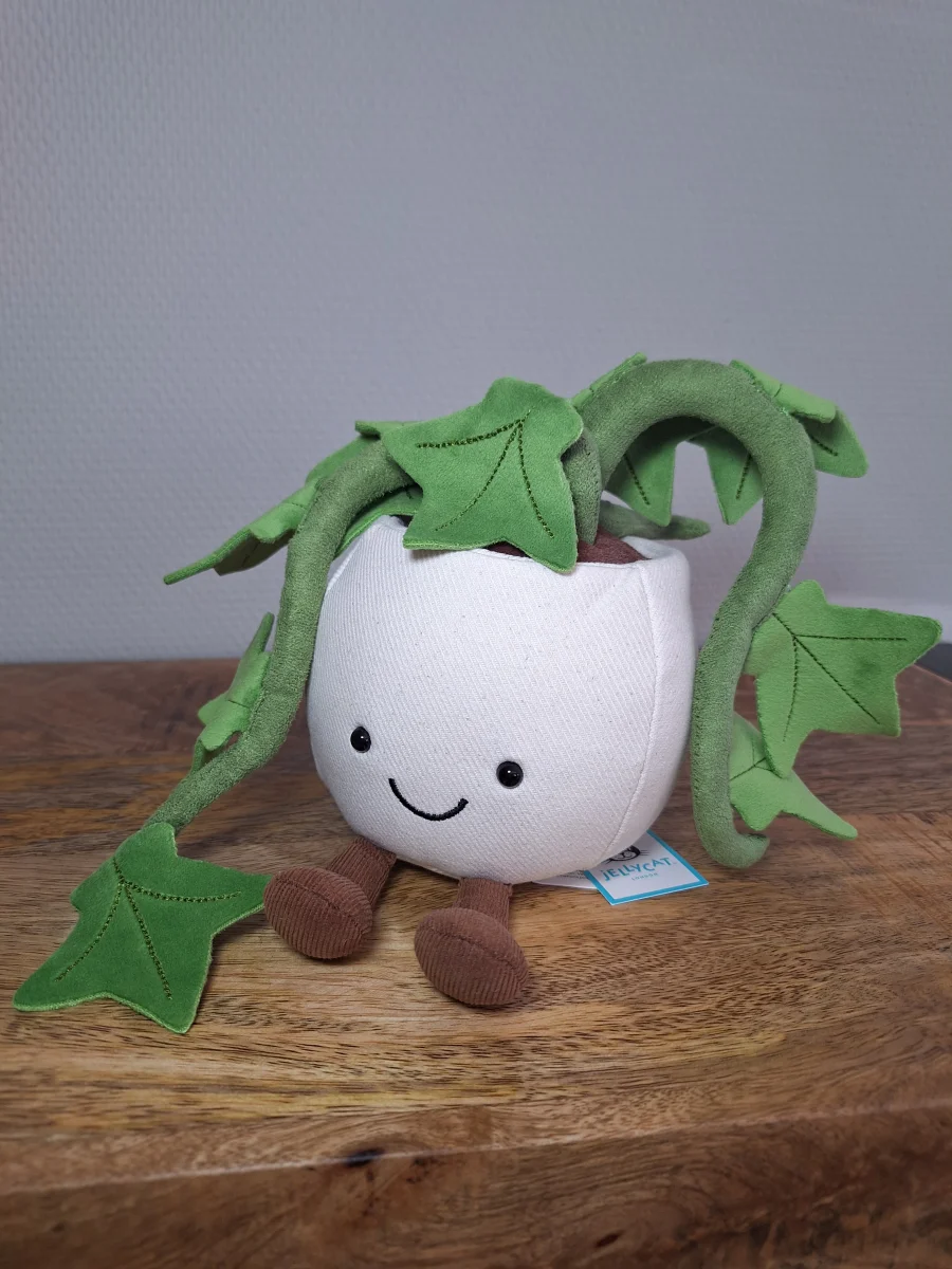 Front - Amuseables Ivy photo by Sofie