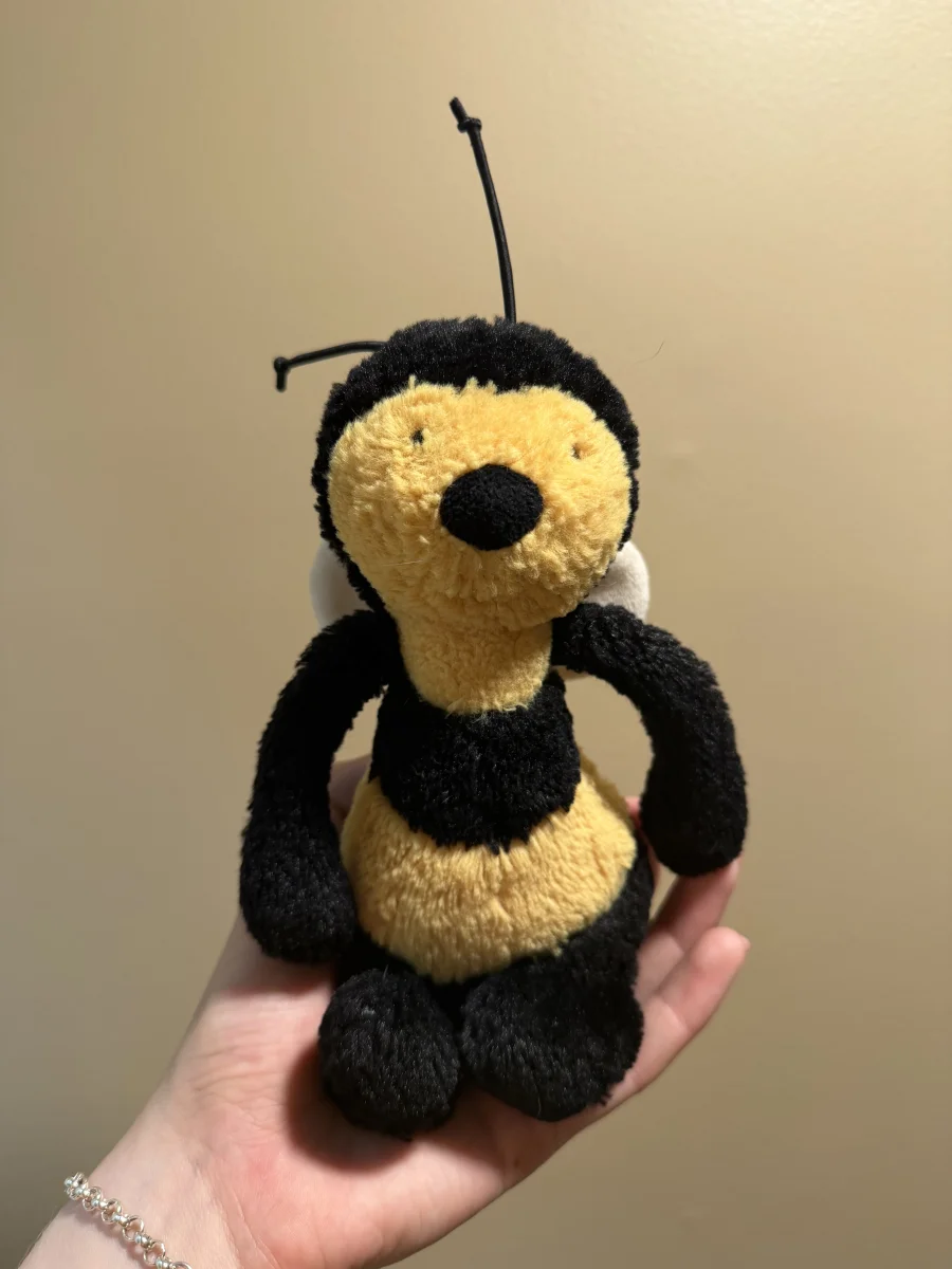 Front - Bashful Bee - Small photo by amandamariejelly