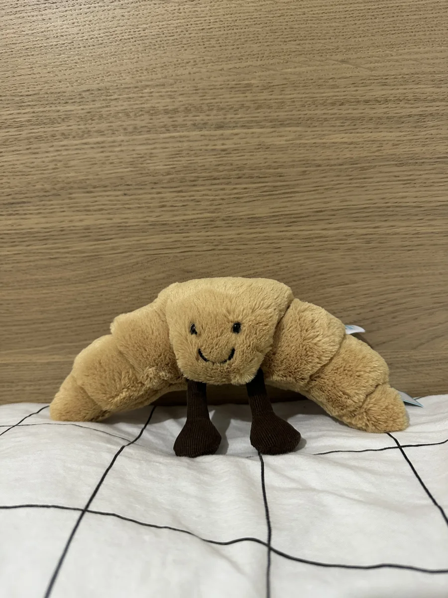 Front - Amuseables Croissant photo by spectrapek