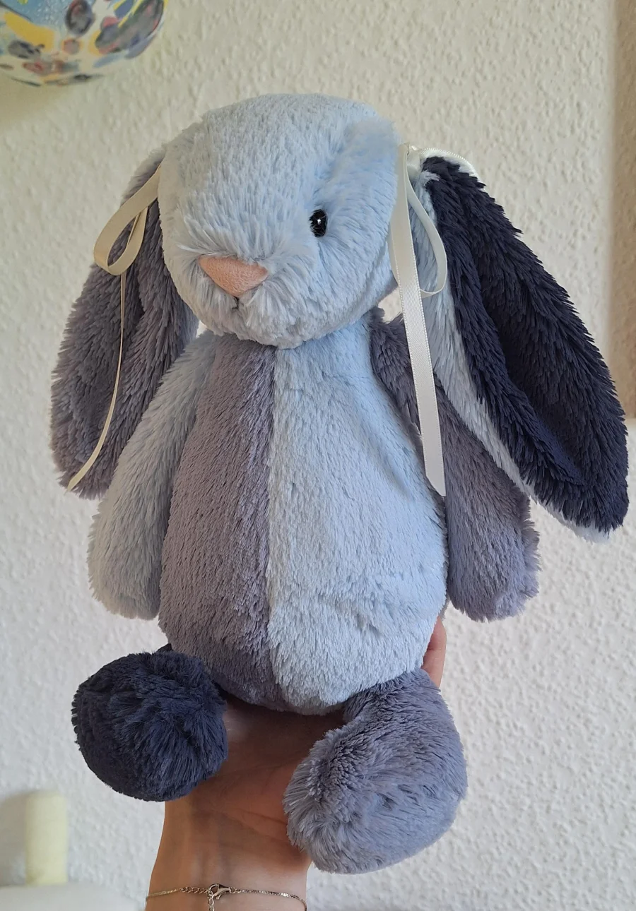Front - Puddlesea Bunny photo by Lilyfawn