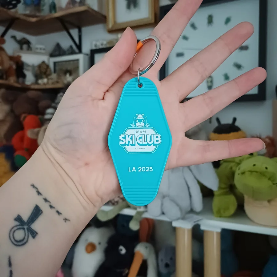Front - Ski Club LA 2025 Keyring photo by herbgardenplush