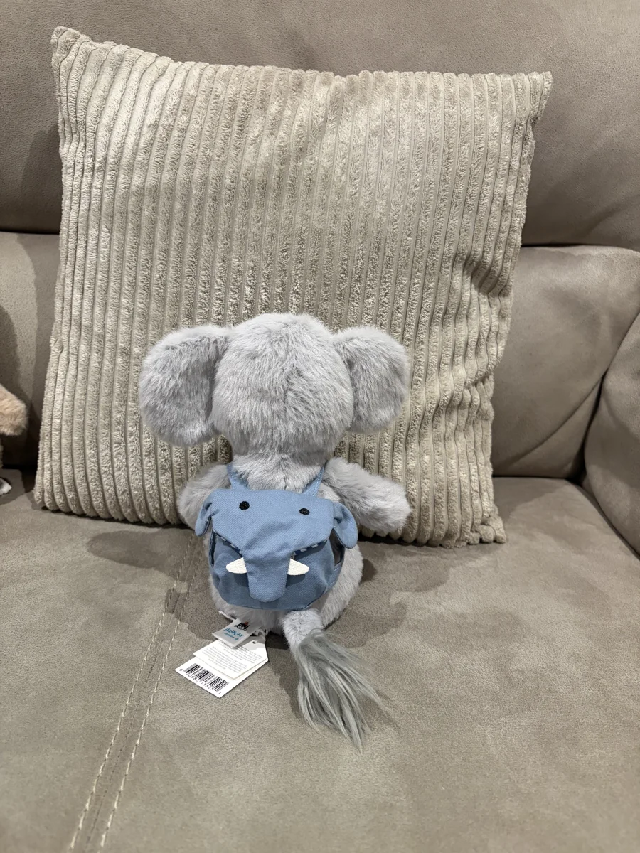 Back - Backpack Elephant photo by Seni113