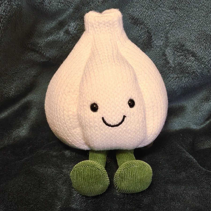 Front - Amuseables Garlic photo by minnievan