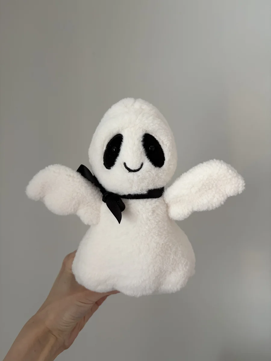 Front - Ghost Bob photo by elysjellies