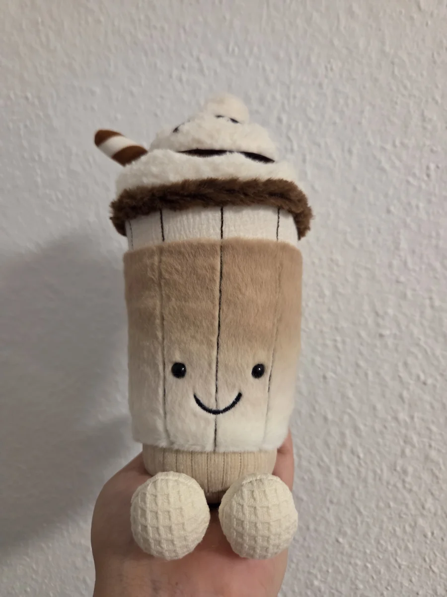 Front - Amuseables Von Illa Eiskaffee photo by Helena