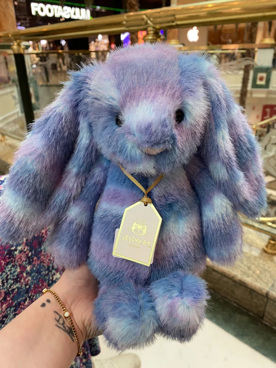 Front - Cerulea Luxe Bunny 🇬🇧 photo by Thelittlejellyclub