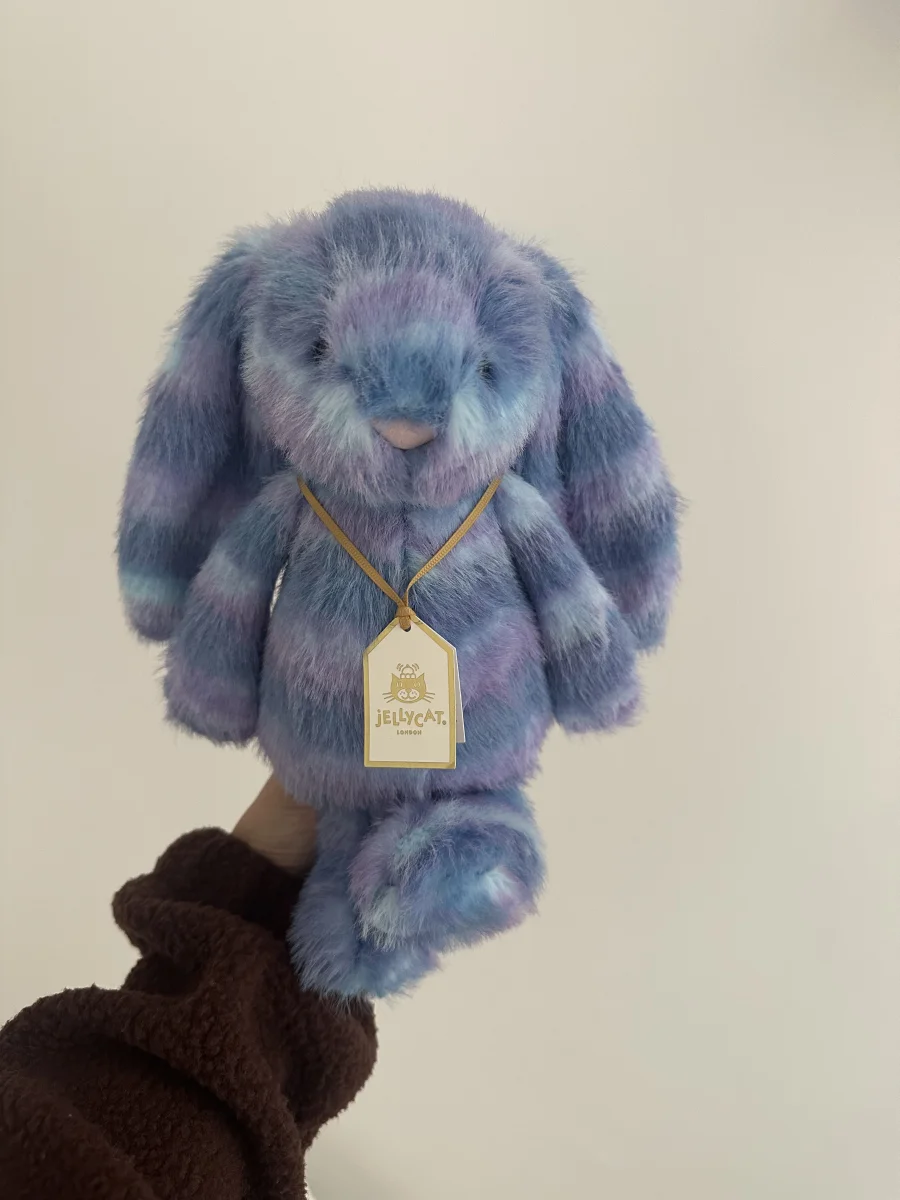 Front - Cerulea Luxe Bunny photo by ImogenH