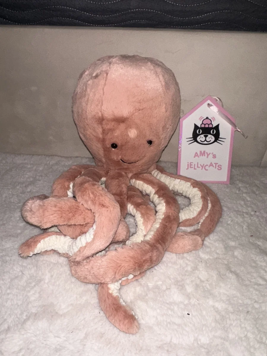 Front - Odell Octopus - Large photo by amysjellys