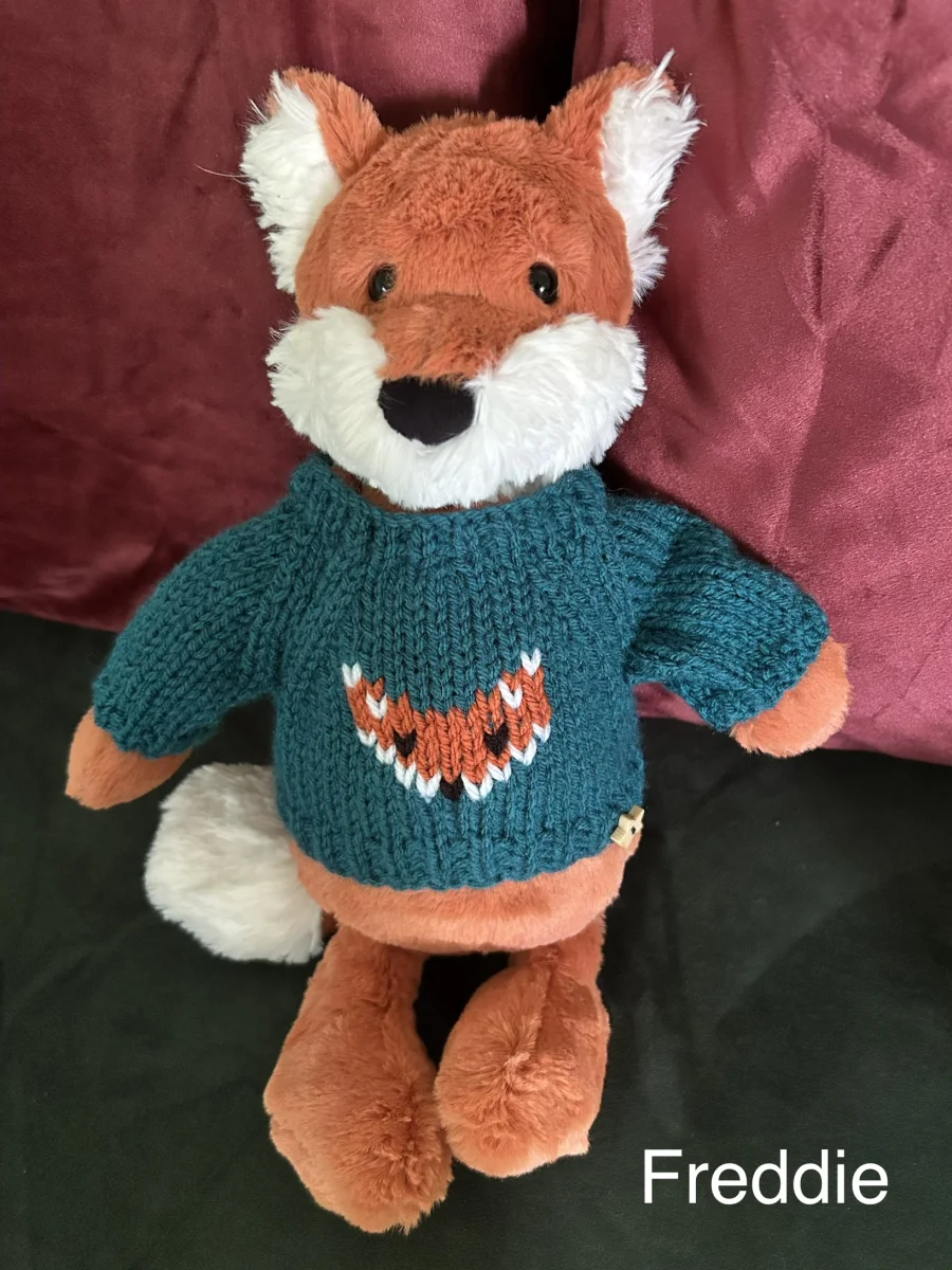Front - Bashful Fox Cub - Medium photo by Slytherin2026