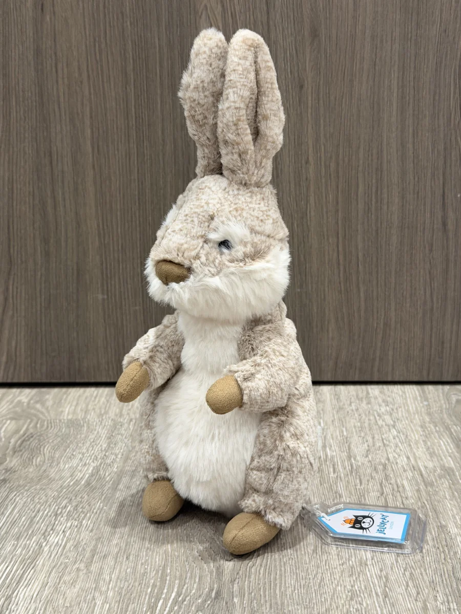 Side - Ambrosie Hare photo by BunnyBPatt