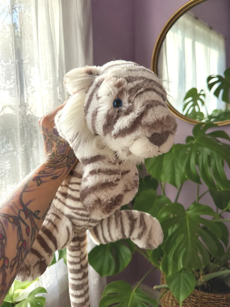 Front - Sacha Snow Tiger - Large photo by JellyFolk