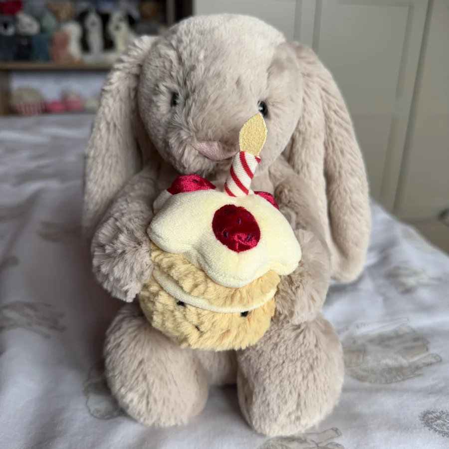 Front - Bashful Beige Bunny 'Birthday' photo by Rach01