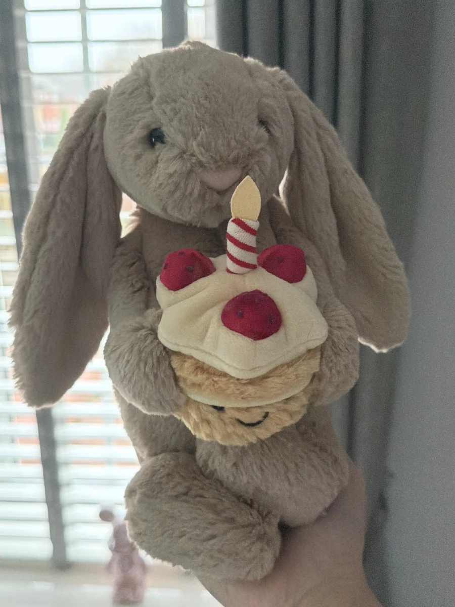 Front - Bashful Beige Bunny 'Birthday' photo by millie_mxx