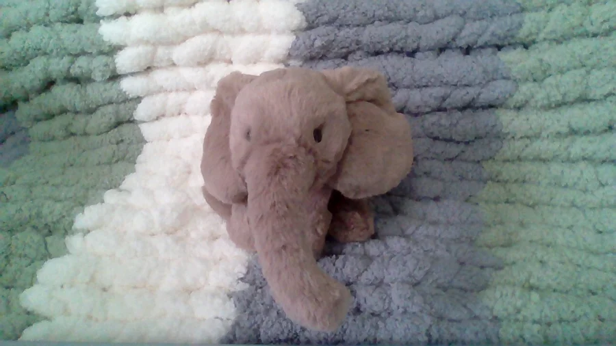 Front - Smudge Elephant - Tiny photo by AuroraTheDragon