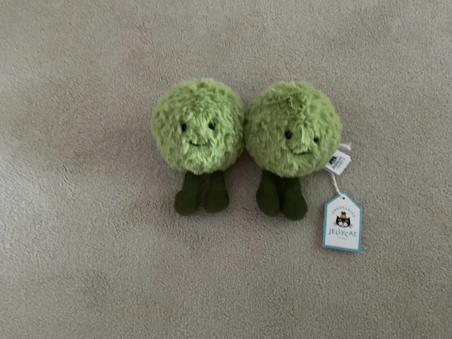 Front - Amuseables Dot and Peggy Mushy Peas 🇬🇧 photo by Violentiscool15