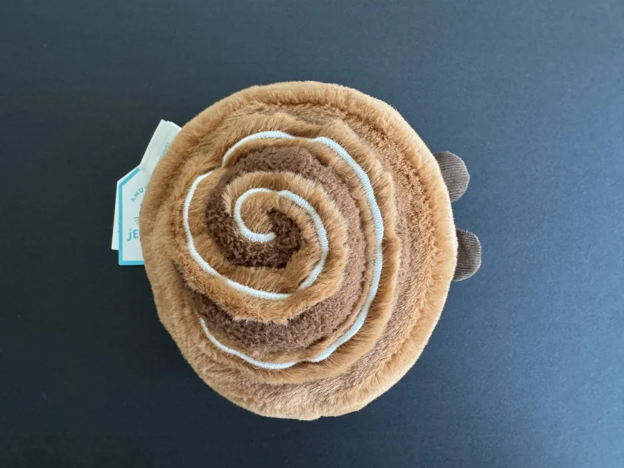 Side - Amuseables Cinnamon Bun photo by hijenna