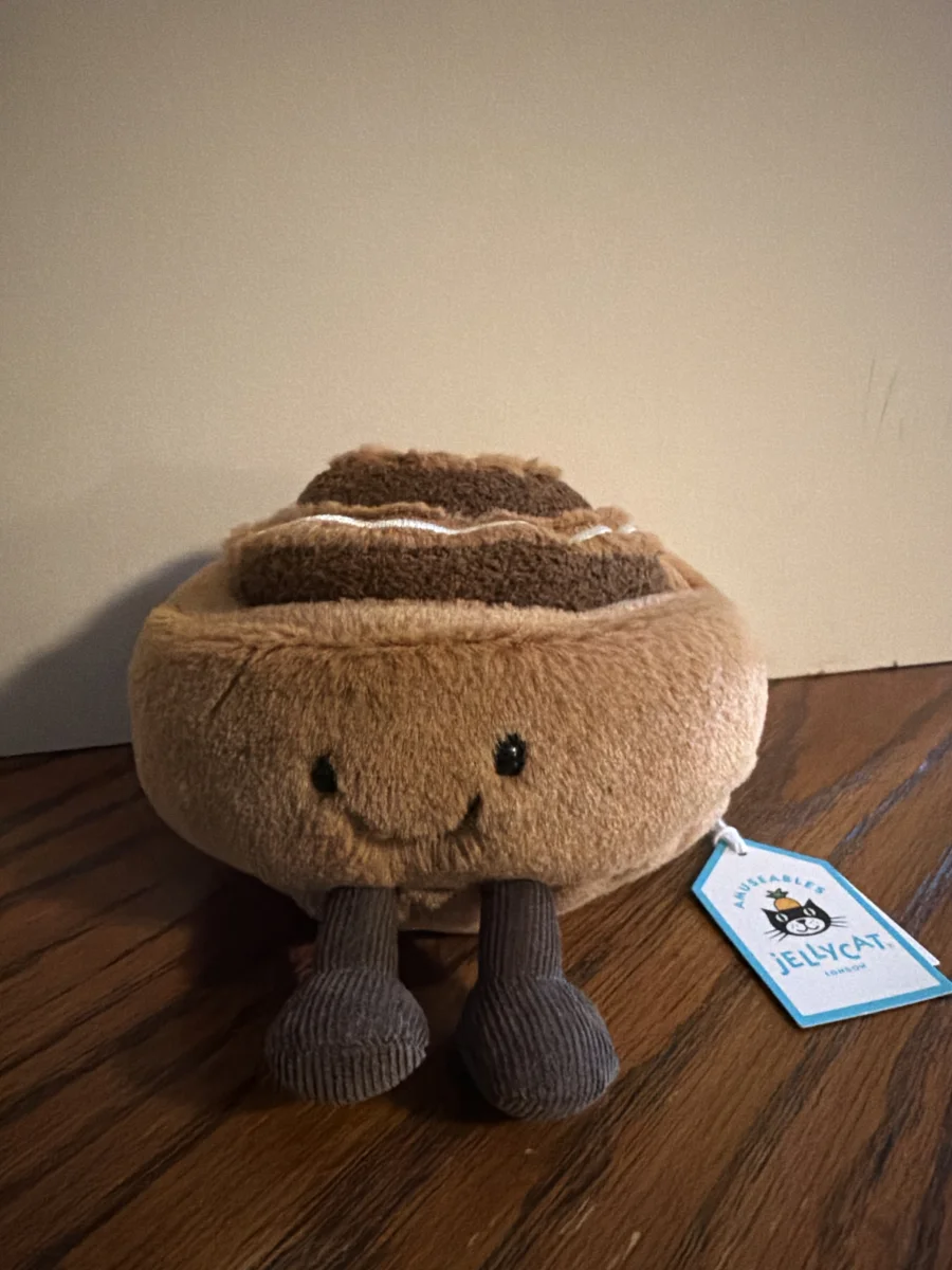 Front - Amuseables Cinnamon Bun photo by Madison_Marie