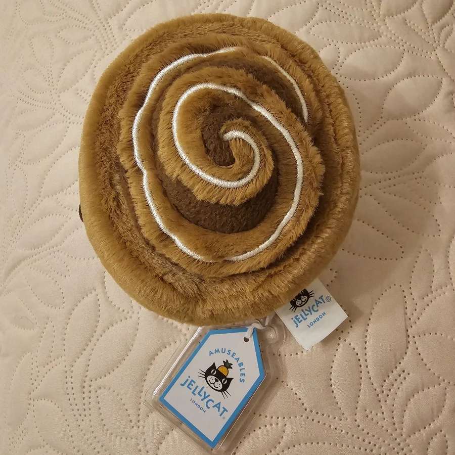 Side - Amuseables Cinnamon Bun photo by cwhbin