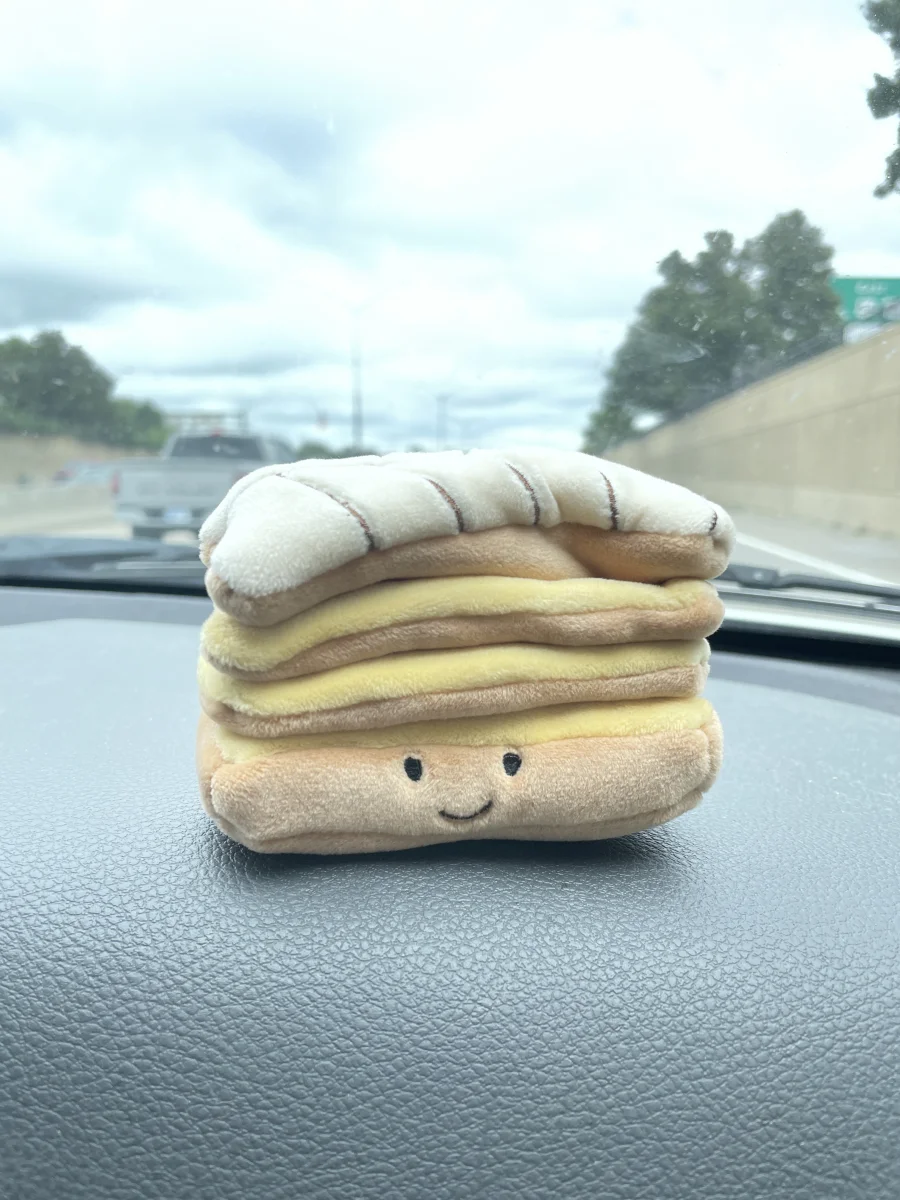 Front - Pretty Patisserie Mille Feuille photo by Yaniralis_Its_Jellycat_Time