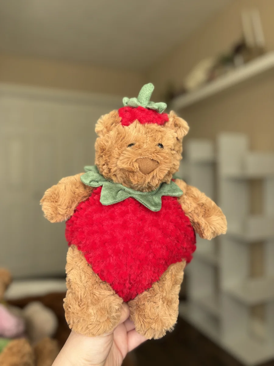 Front - Bartholomew Bear Strawberry photo by MaysJellys