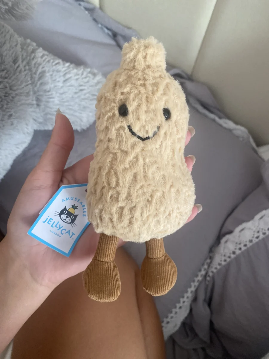 Front - Amuseables Peanut photo by Mollysjellys