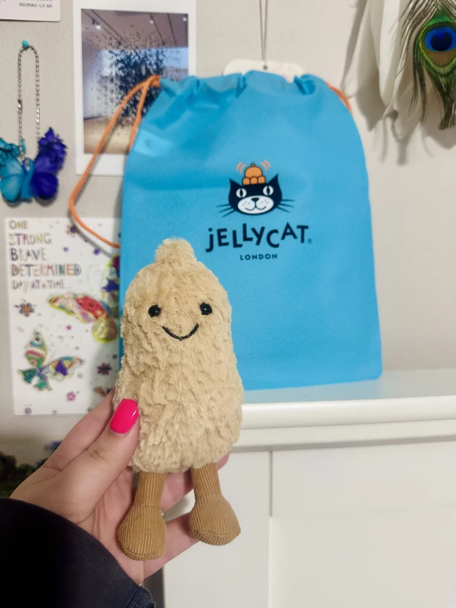 Lifestyle - Amuseables Peanut photo by kc_plushies