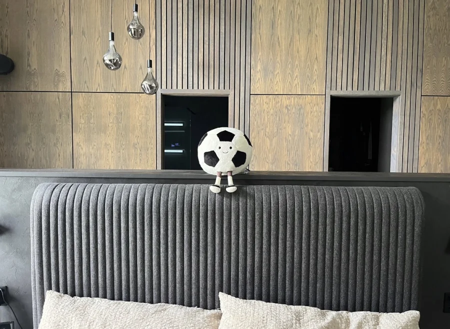 Front - Amuseables Sports Football photo by Sophchaoscrazes