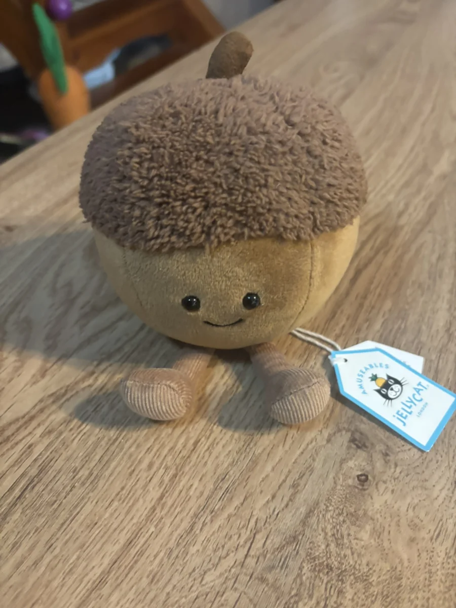 Front - Amuseables Acorn photo by CharlieP