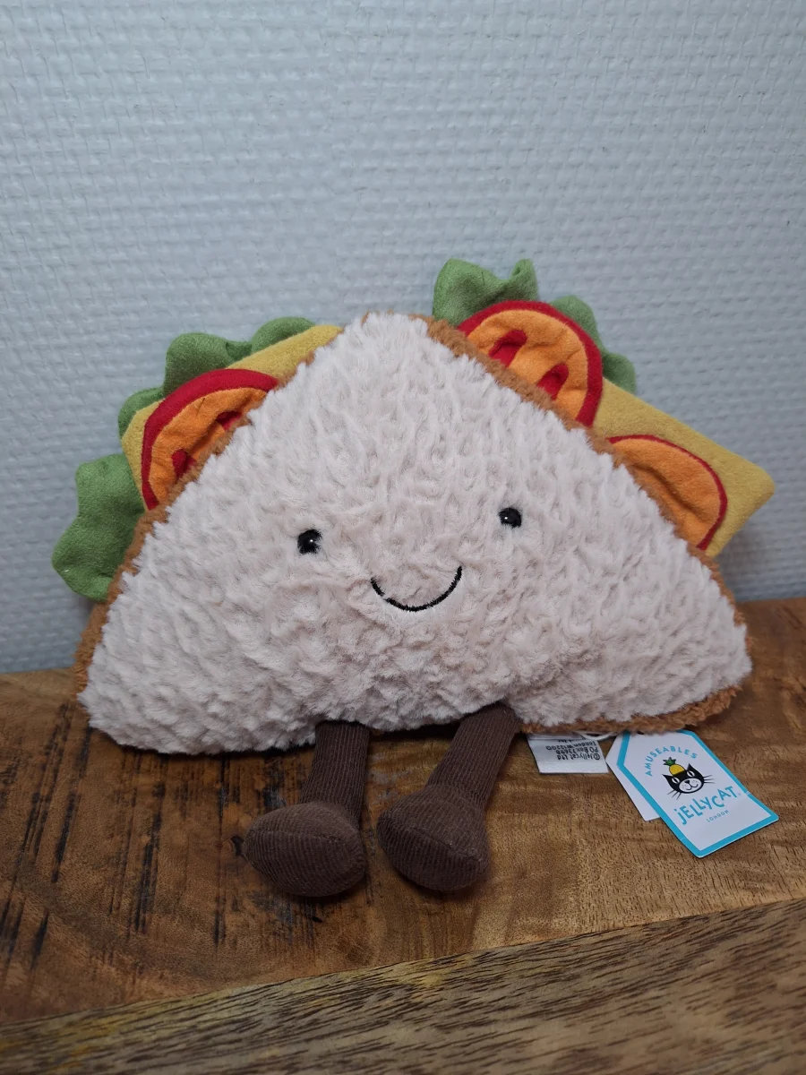Front - Amuseables Sandwich photo by Sofie