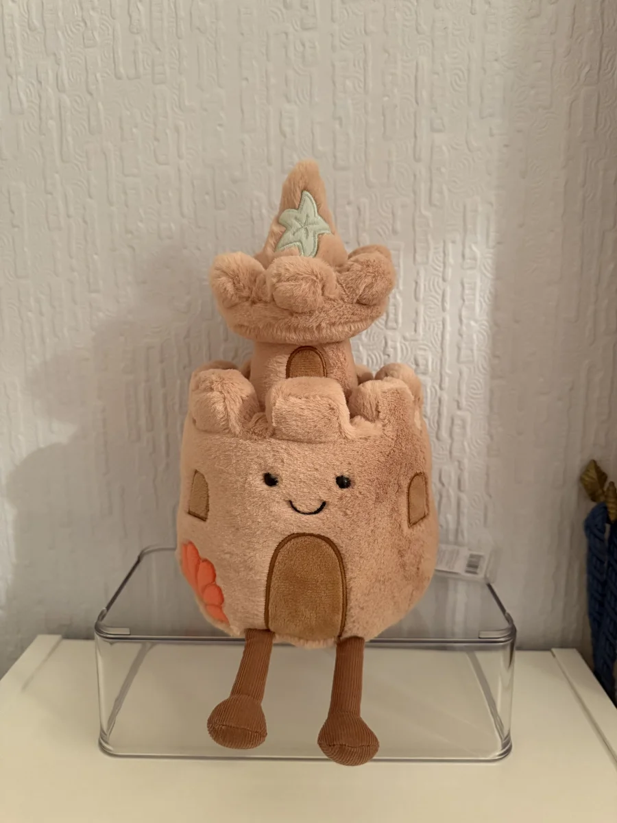 Front - Amuseables Sandcastle photo by Bethanyxox