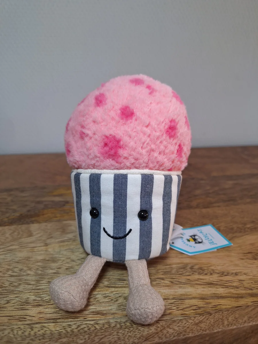Front - Amuseables Gelato photo by Sofie