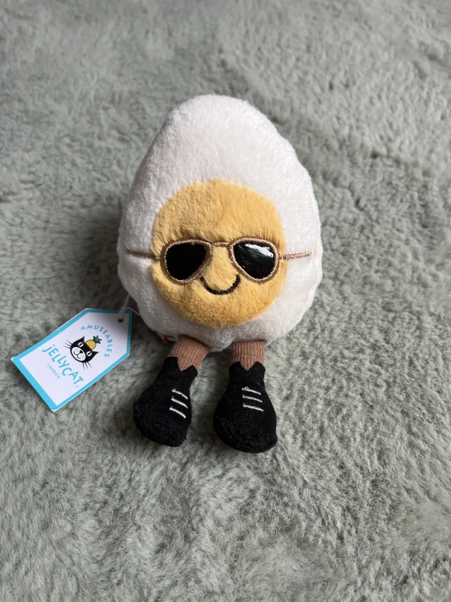 Front - Amuseables Boiled Egg Chic photo by Lucia_123