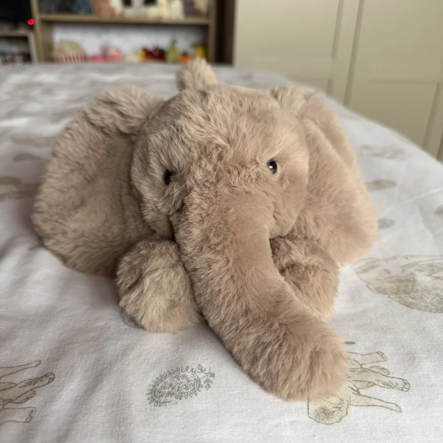 Front - Smudge Elephant - Medium photo by Rach01