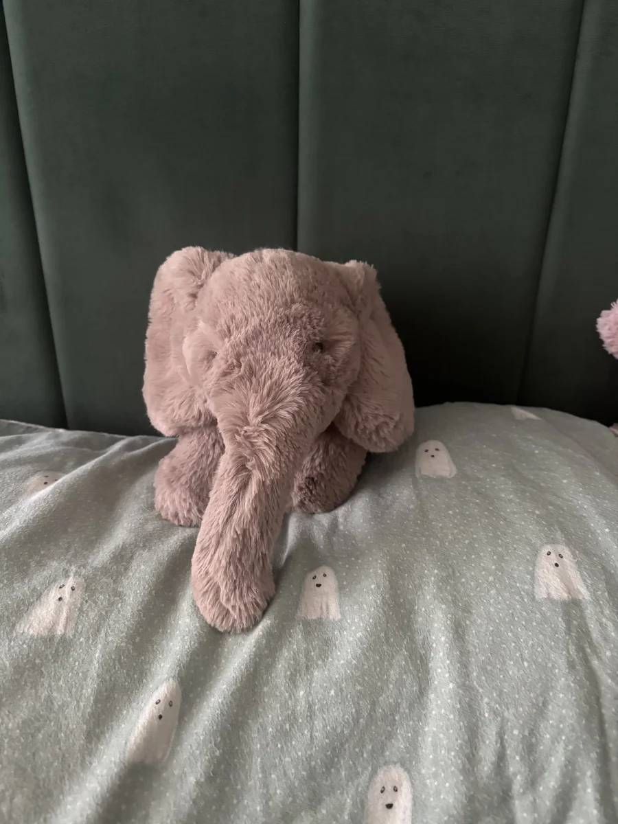 Front - Smudge Elephant - Medium photo by Slanelivhill