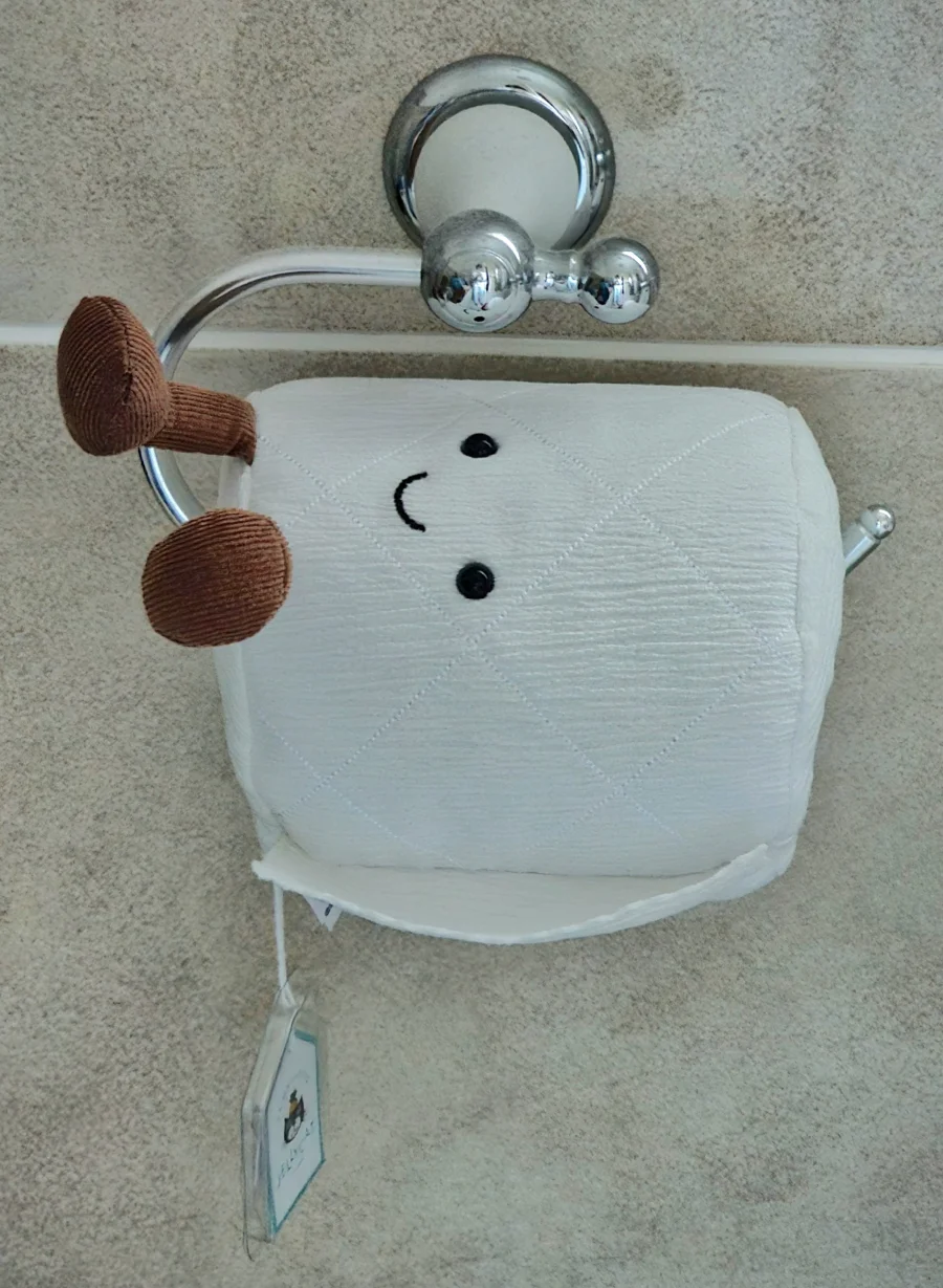 Front - Amuseables Toilet Roll photo by cwhbin