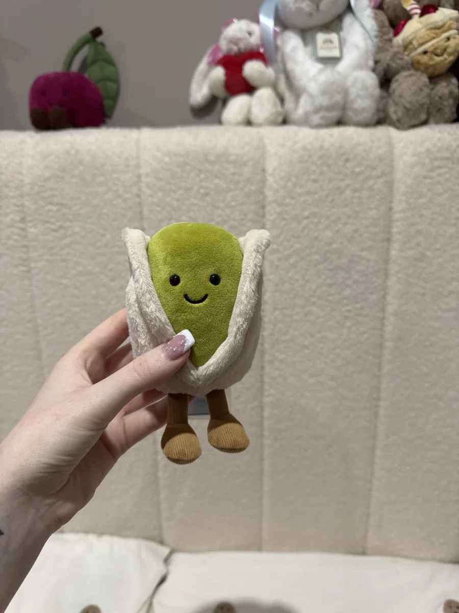 Front - Amuseables Horatio Pistachio photo by Courtneyharris
