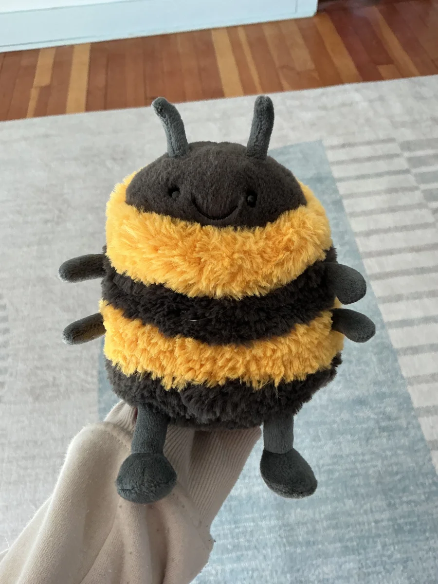 Front - Albee Bee photo by SadieS