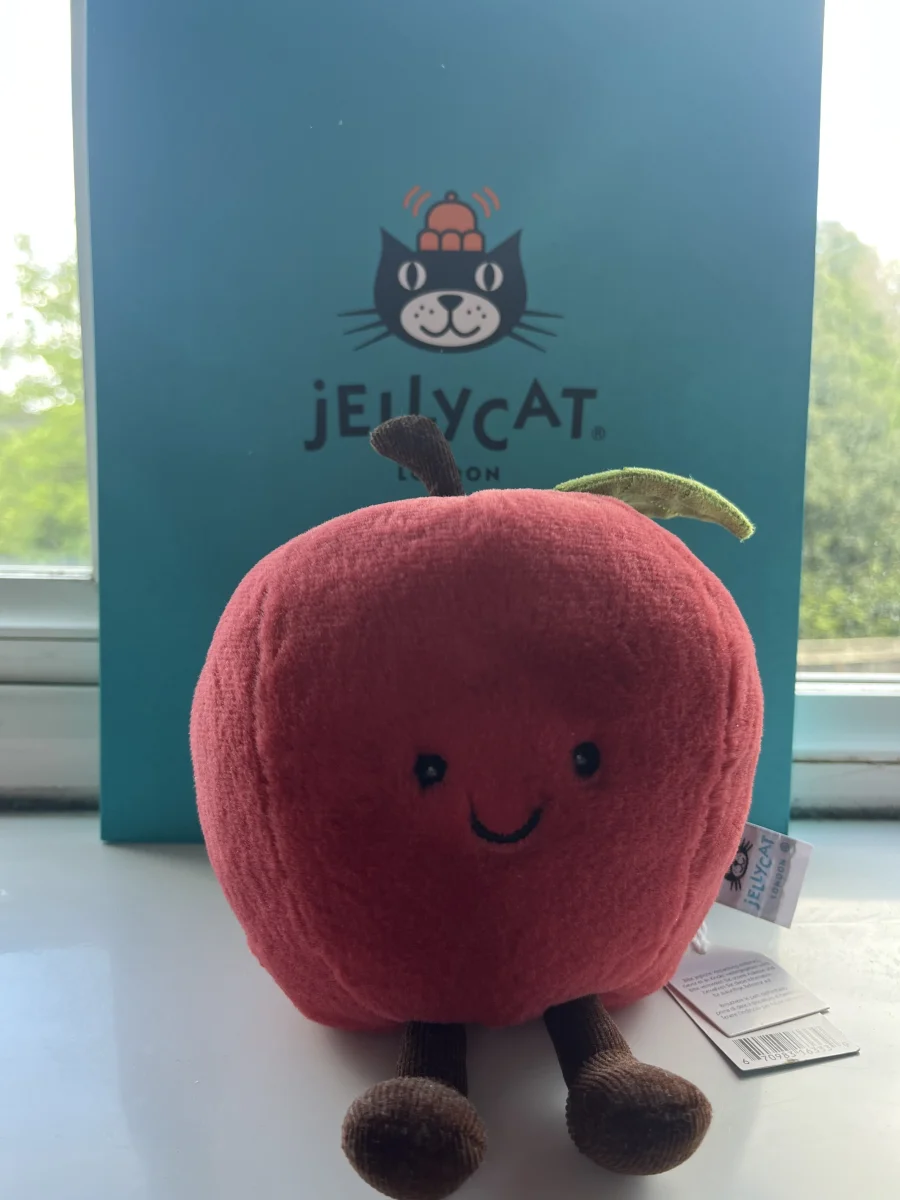 Front - Amuseables Apple photo by jellykitten