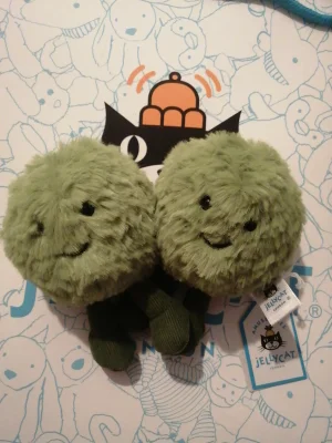  Dot and Peggy Mushy Peas えんどう豆 jellycat Dot and Peggy Mushy Peas えんどう豆 - メルカリ