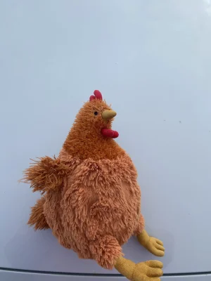 A photo of Cecile Chicken Jellycat taken by frangipan31