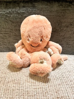 Odell Octopus - Small Jellycat photo uploaded by BillieHarv
