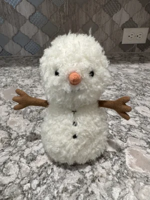 Little Snowman Jellycat photo uploaded by SnowLeopard821