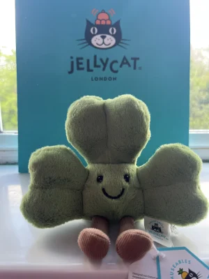 Amuseables Siofra Shamrock 🇮🇪 Jellycat photo uploaded by jellykitten