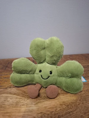 Amuseables Siofra Shamrock 🇮🇪 Jellycat | Jelly Journal