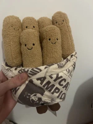 Amuseables Cosy Chips 🇬🇧 Jellycat | Jelly Journal