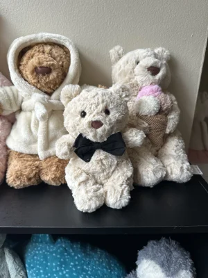 Bartholomew Bear Junior Jellycat photo uploaded by brisjellyjournal