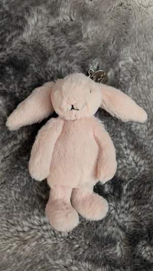 Bashful Blush Bunny Bag Charm Jellycat | Jelly Journal
