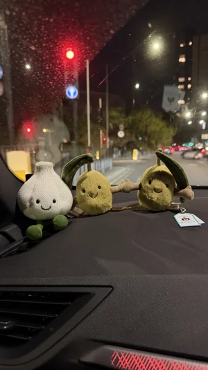 Amuseables Pair of Olives Jellycat photo