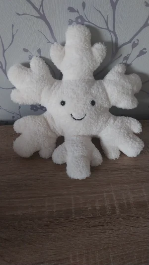 Amuseables Snowflake - Large Jellycat photo uploaded by Hope_Collectablez