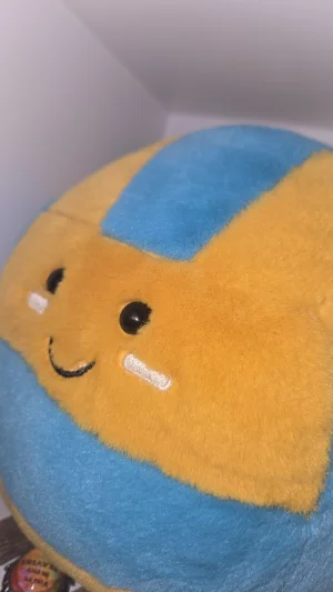 Amuseables Sports Beach Volley Jellycat photo